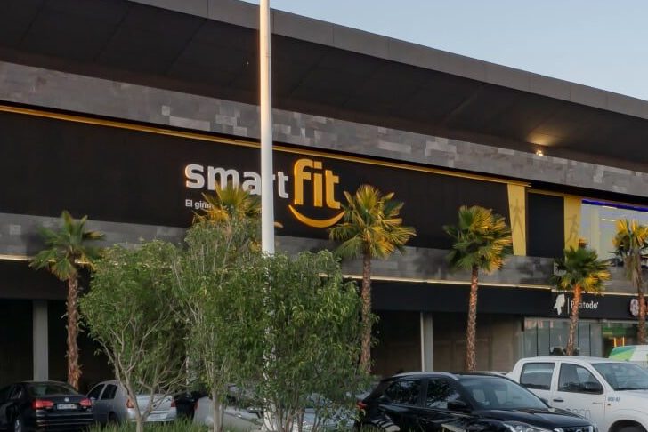 Plaza /<br> <span>Terracota</span>