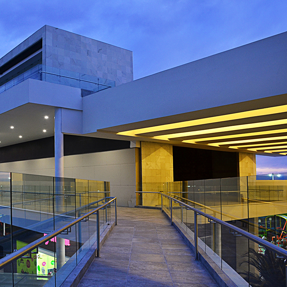 Plaza /<br> <span>Arcos Campestre</span>